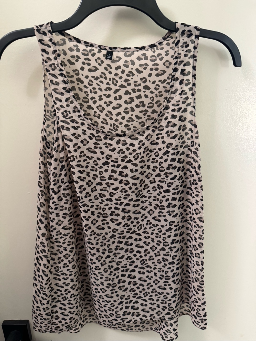 CAbi Blush and Black Leopard Print V-Neck Ruffle Two Piece Sleeveless Top - Picture 3 of 8